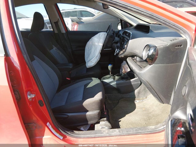 JTDKDTB37J1614674 Toyota Prius C Two
