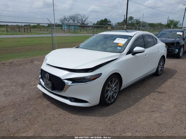 Продажа на аукционе авто 2021 Mazda Mazda3 Premium, vin: 3MZBPBDL0MM252688, номер лота: 44877433