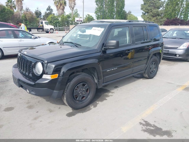 1C4NJPBAXGD727439 Jeep Patriot Sport