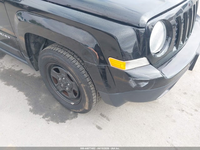 1C4NJPBAXGD727439 Jeep Patriot Sport