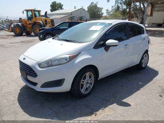 Ford FIESTA SE 2019 3FADP4EJ4KM156053 Image 2