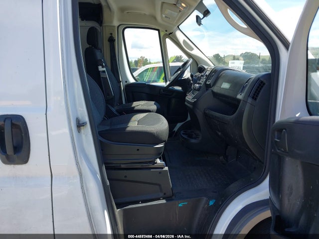 3C6TRVAG5JE146616 RAM Promaster 1500 Low Roof 136 Wb