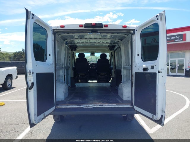 3C6TRVAG5JE146616 RAM Promaster 1500 Low Roof 136 Wb