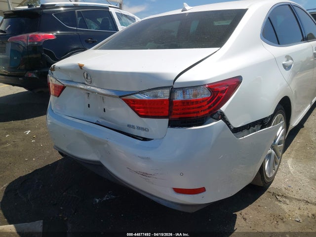 JTHBK1GG0E2105840 Lexus ES 350