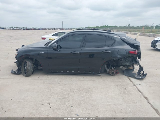 2022 Alfa Romeo Stelvio Veloce Ti Awd მანქანა იყიდება აუქციონზე, vin: ZASPAKBN6N7D38637, აუქციონის ნომერი: 44877514