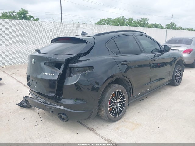 2022 Alfa Romeo Stelvio Veloce Ti Awd მანქანა იყიდება აუქციონზე, vin: ZASPAKBN6N7D38637, აუქციონის ნომერი: 44877514