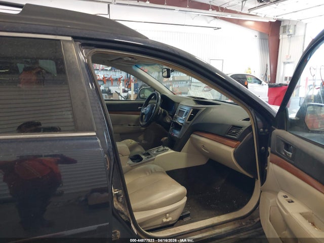 Aukcja sprzedaży 2014 Subaru Outback 2.5i Limited, vin: 4S4BRCLC8E3251985, numer aukcji: 44877523