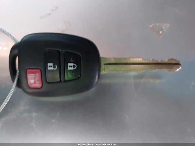 Toyota RAV4 LE 2018 2T3ZFREV7JW409057 Image 11