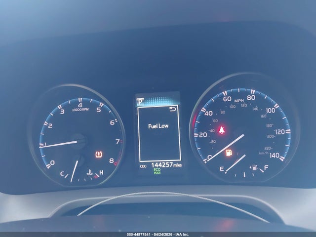 Toyota RAV4 LE 2018 2T3ZFREV7JW409057 Image 7