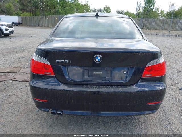 2008 Bmw 528i მანქანა იყიდება აუქციონზე, vin: WBANU53598CT16096, აუქციონის ნომერი: 44877544