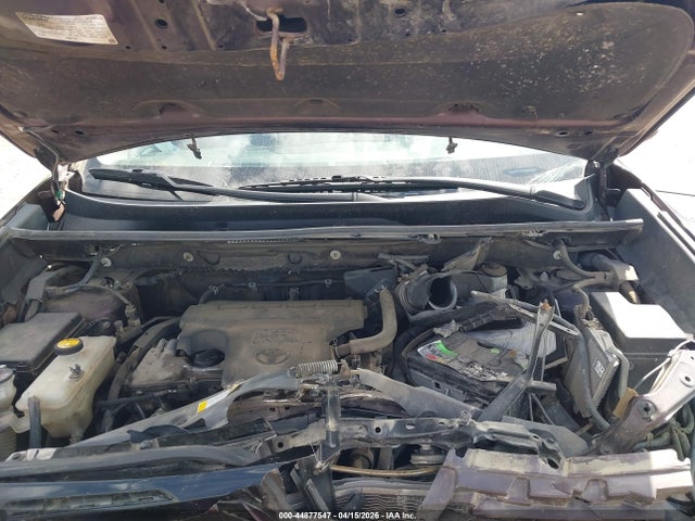 44877547 :رقم المزاد ، 2T3RFREV8HW549547 vin ، 2017 Toyota Rav4 Xle مزاد بيع