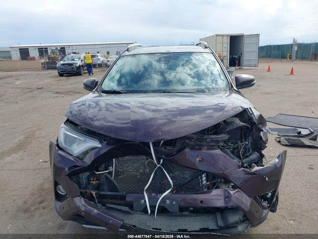 44877547 :رقم المزاد ، 2T3RFREV8HW549547 vin ، 2017 Toyota Rav4 Xle مزاد بيع