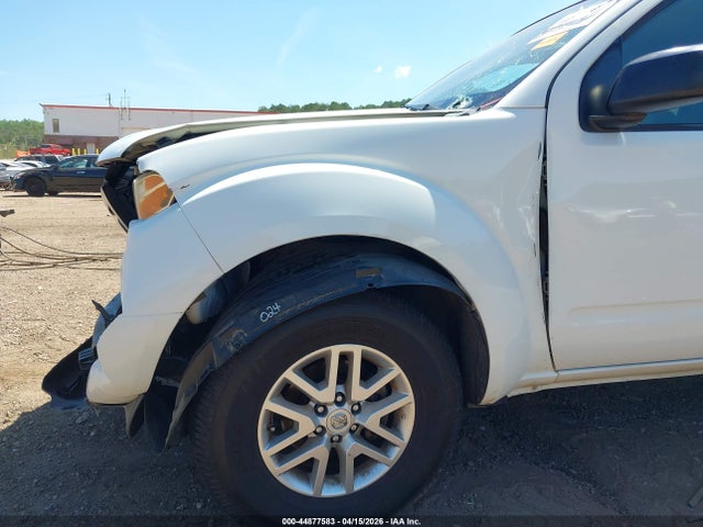 2015 Nissan Frontier Sv მანქანა იყიდება აუქციონზე, vin: 1N6AD0FR0FN747573, აუქციონის ნომერი: 44877583