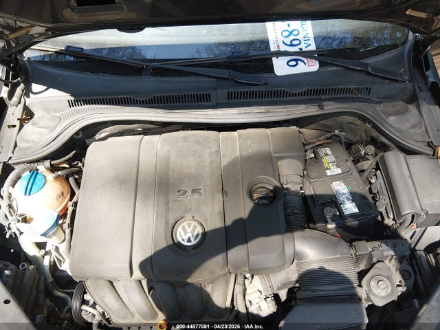 44877591 :رقم المزاد ، 3VWLX7AJ6BM368527 vin ، 2011 Volkswagen Jetta 2.5l Sel مزاد بيع