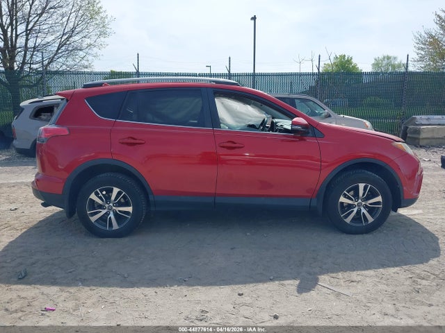 2T3RFREV1HW569154 Toyota Rav4 Xle