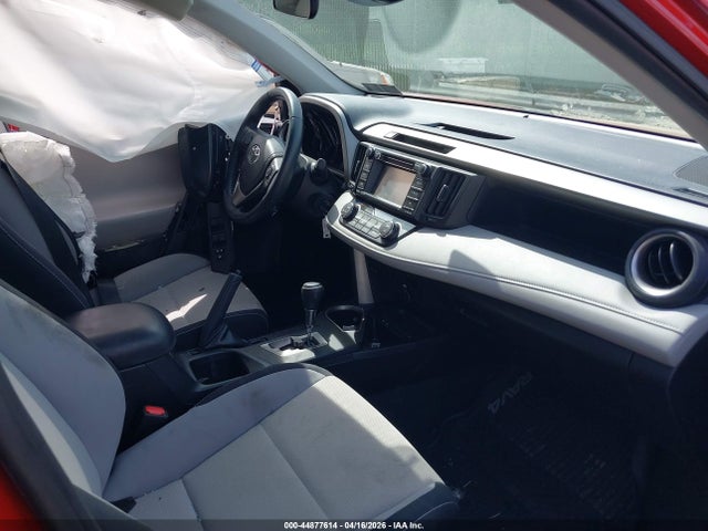 2T3RFREV1HW569154 Toyota Rav4 Xle