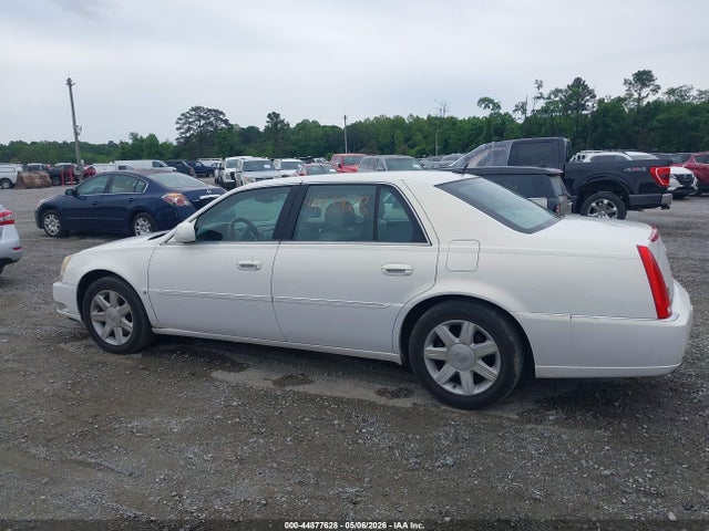 2006 Cadillac Dts Standard მანქანა იყიდება აუქციონზე, vin: 1G6KD57Y06U147512, აუქციონის ნომერი: 44877628