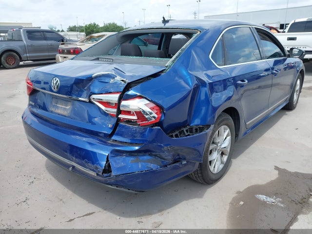 1VWAS7A32GC025553 Volkswagen Passat 1.8t S