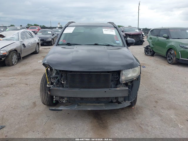 44877688 :رقم المزاد ، 1C4NJDCB9ED734627 vin ، 2014 Jeep Compass Limited مزاد بيع