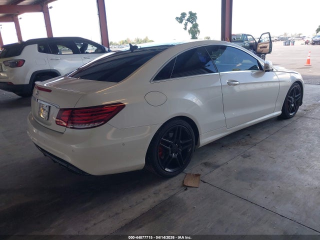 2014 Mercedes-benz E 550 მანქანა იყიდება აუქციონზე, vin: WDDKJ7DB5EF240410, აუქციონის ნომერი: 44877715