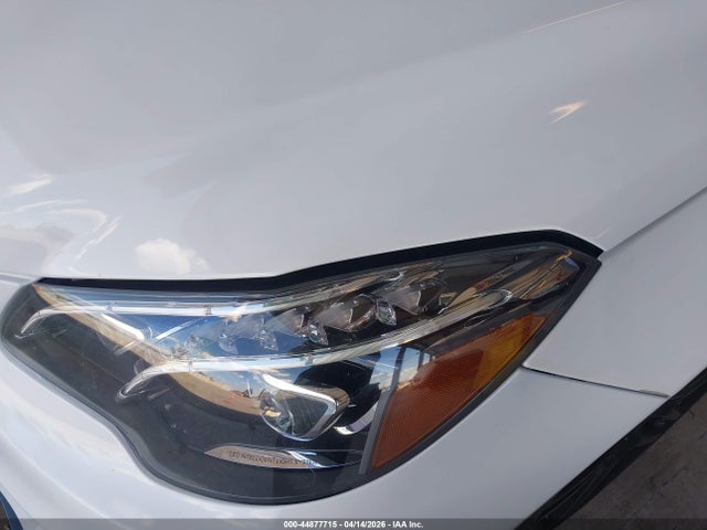 2014 Mercedes-benz E 550 მანქანა იყიდება აუქციონზე, vin: WDDKJ7DB5EF240410, აუქციონის ნომერი: 44877715