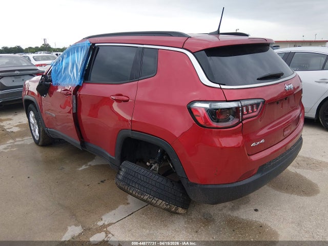 2024 Jeep Compass Latitude 4x4 მანქანა იყიდება აუქციონზე, vin: 3C4NJDBN1RT154395, აუქციონის ნომერი: 44877731