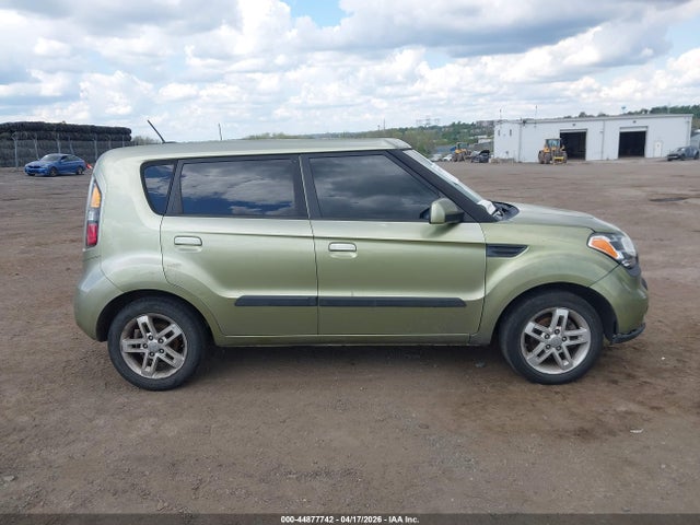 44877742 :رقم المزاد ، KNDJT2A27A7194381 vin ، 2010 Kia Soul + مزاد بيع