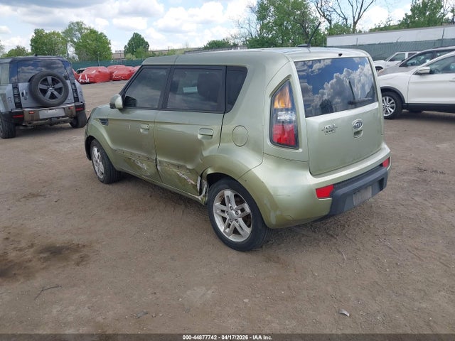 44877742 :رقم المزاد ، KNDJT2A27A7194381 vin ، 2010 Kia Soul + مزاد بيع