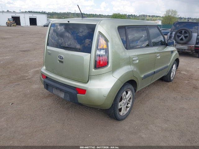 44877742 :رقم المزاد ، KNDJT2A27A7194381 vin ، 2010 Kia Soul + مزاد بيع