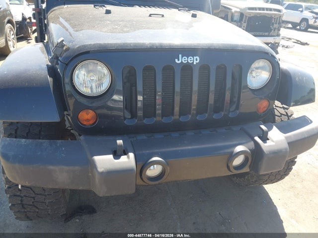 44877746 :رقم المزاد ، 1C4BJWEG5CL169660 vin ، 2012 Jeep Wrangler Unlimited Sahara مزاد بيع