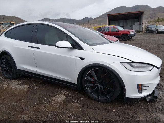 2020 Tesla Model X Long Range Dual Motor All-wheel Drive/long Range Plus Dual Motor All-wheel Drive მანქანა იყიდება აუქციონზე, vin: 5YJXCAE28LF273408, აუქციონის ნომერი: 44877748