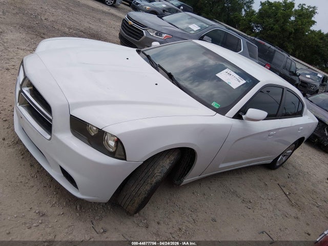 2014 Dodge Charger Se მანქანა იყიდება აუქციონზე, vin: 2C3CDXBG8EH274641, აუქციონის ნომერი: 44877756
