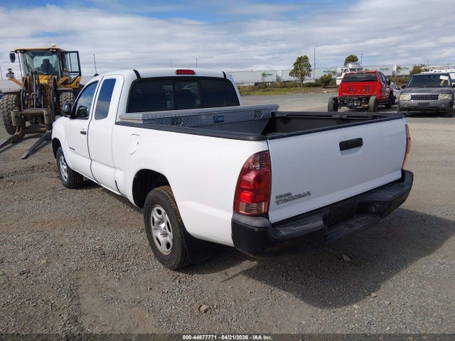 Toyota Tacoma 2014 5TFTX4CN5EX042590 Image 3