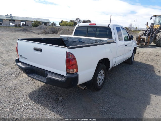 Toyota Tacoma 2014 5TFTX4CN5EX042590 Image 4