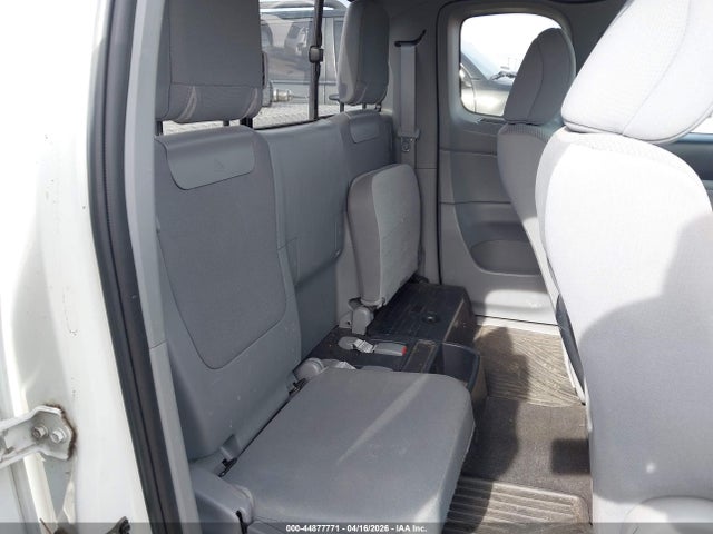 Toyota Tacoma 2014 5TFTX4CN5EX042590 Image 8