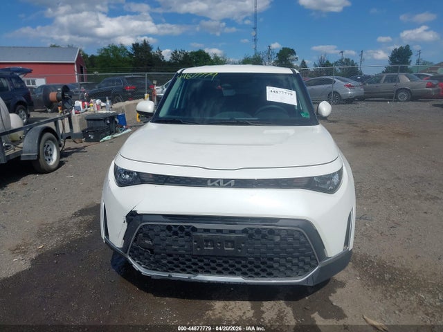 2023 Kia Soul Lx მანქანა იყიდება აუქციონზე, vin: KNDJ23AU7P7839176, აუქციონის ნომერი: 44877779