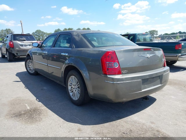 Продажа на аукционе авто 2010 Chrysler 300 Touring, vin: 2C3CA4CD9AH173811, номер лота: 44877790