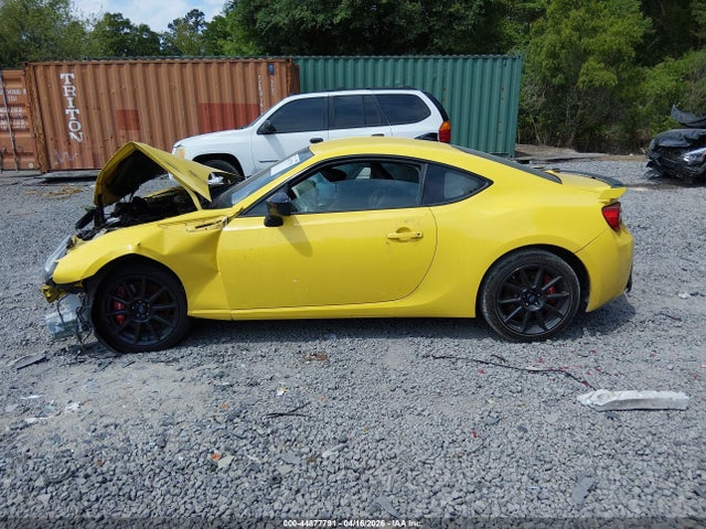 2017 Subaru Brz Series. Yellow მანქანა იყიდება აუქციონზე, vin: JF1ZCAC10H9601348, აუქციონის ნომერი: 44877791