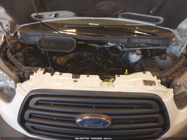 44877793 :رقم المزاد ، 1FTNR3XG1FKA04541 vin ، 2015 Ford Transit-250 مزاد بيع