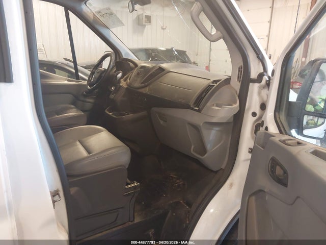 44877793 :رقم المزاد ، 1FTNR3XG1FKA04541 vin ، 2015 Ford Transit-250 مزاد بيع