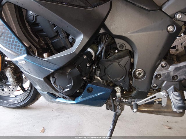JKAZXBJ11TA002029 Kawasaki Zx1100 J