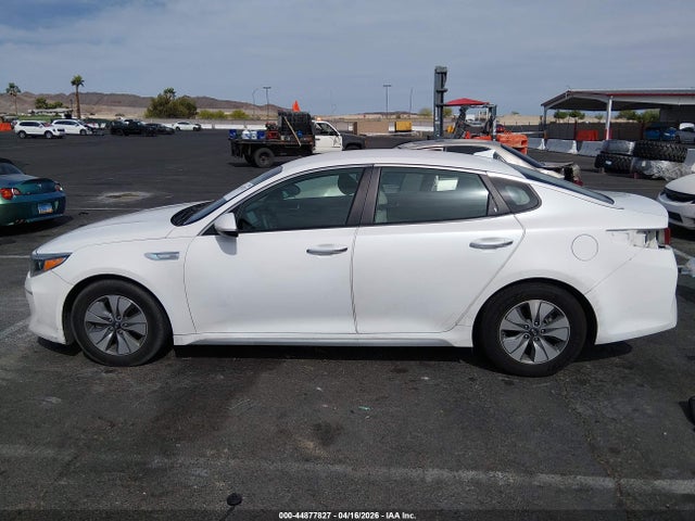 Продаж на аукціоні авто 2017 Kia Optima Hybrid, vin: KNAGT4LC4H5004924, номер лоту: 44877827