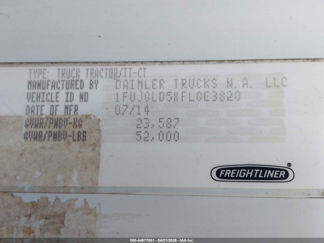 44877851 :رقم المزاد ، 1FUJGLD5XFLGE3820 vin ، 2015 Freightliner Cascadia 125 مزاد بيع