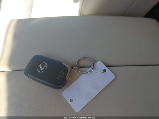 44877860 :رقم المزاد ، JTJBM7FX5B5032570 vin ، 2011 Lexus Gx 460 مزاد بيع