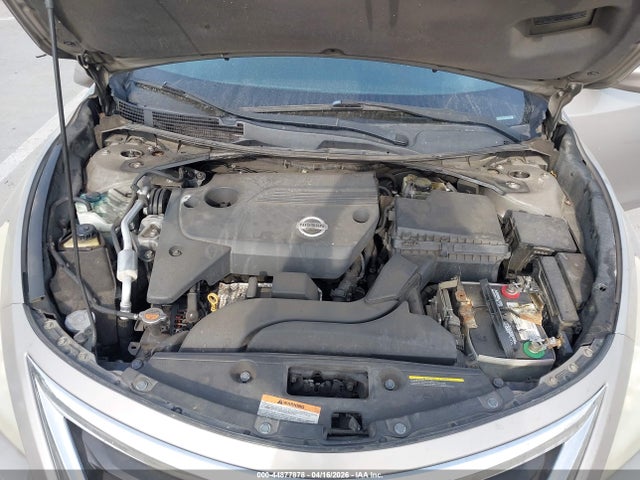 Nissan Altima 2.5 S 2015 1N4AL3AP2FN395809 Image 10