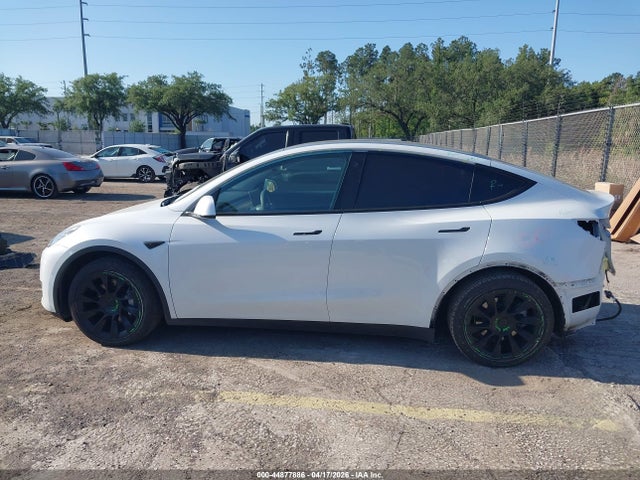 5YJYGAEE6MF284427 Tesla Model Y Long Range Dual Motor All-wheel Drive