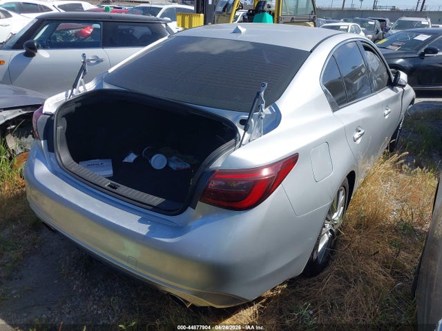 44877904 :رقم المزاد ، JN1EV7AP1JM364226 vin ، 2018 Infiniti Q50 3.0t Luxe مزاد بيع