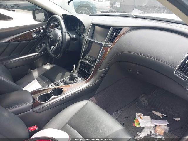 44877904 :رقم المزاد ، JN1EV7AP1JM364226 vin ، 2018 Infiniti Q50 3.0t Luxe مزاد بيع