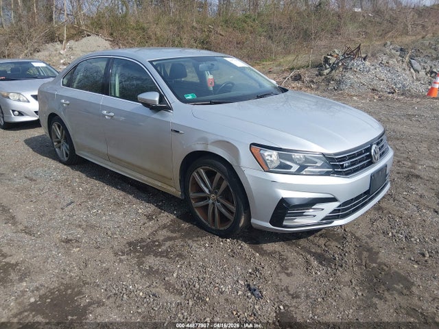 2017 VOLKSWAGEN PASSAT 1VWDT7A35HC041791