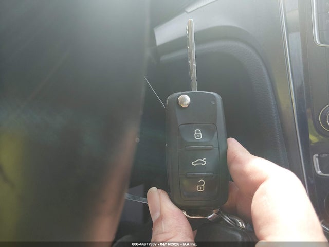 2017 VOLKSWAGEN PASSAT 1VWDT7A35HC041791 Photo 10